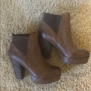 Steve Madden Randaal booties